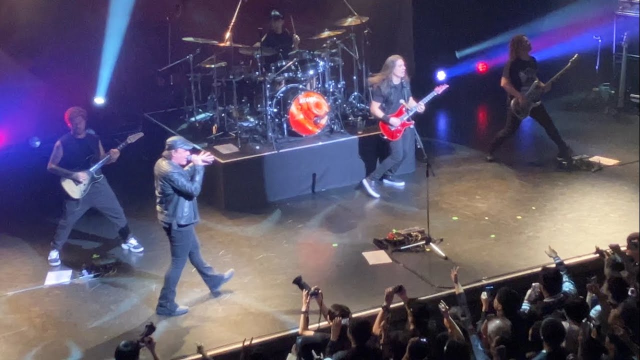 Kiko Loureiro - Carry On (Angra song) - Live in Japan 2026.01.21