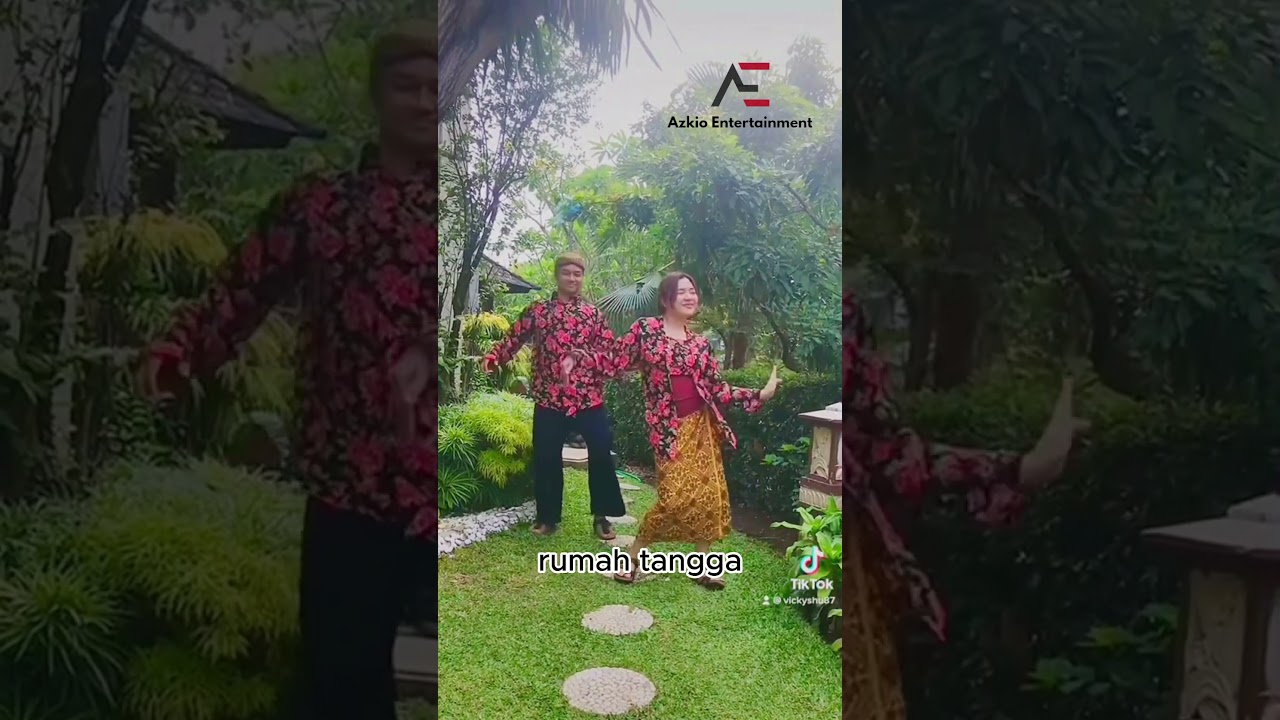 Artis indonesia yang menikah dengan bangsawan#tyaarifin #vickyshu#reisabrotoasmoro