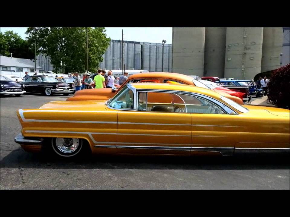 Custom Car Revival Car Show 2014 at Edwards Drive In
