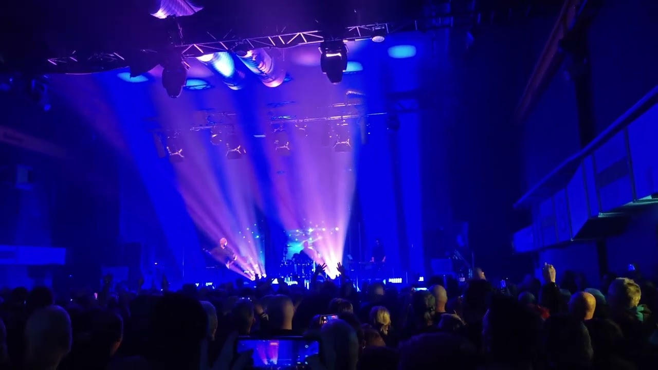 VNV Nation - Illusion - 