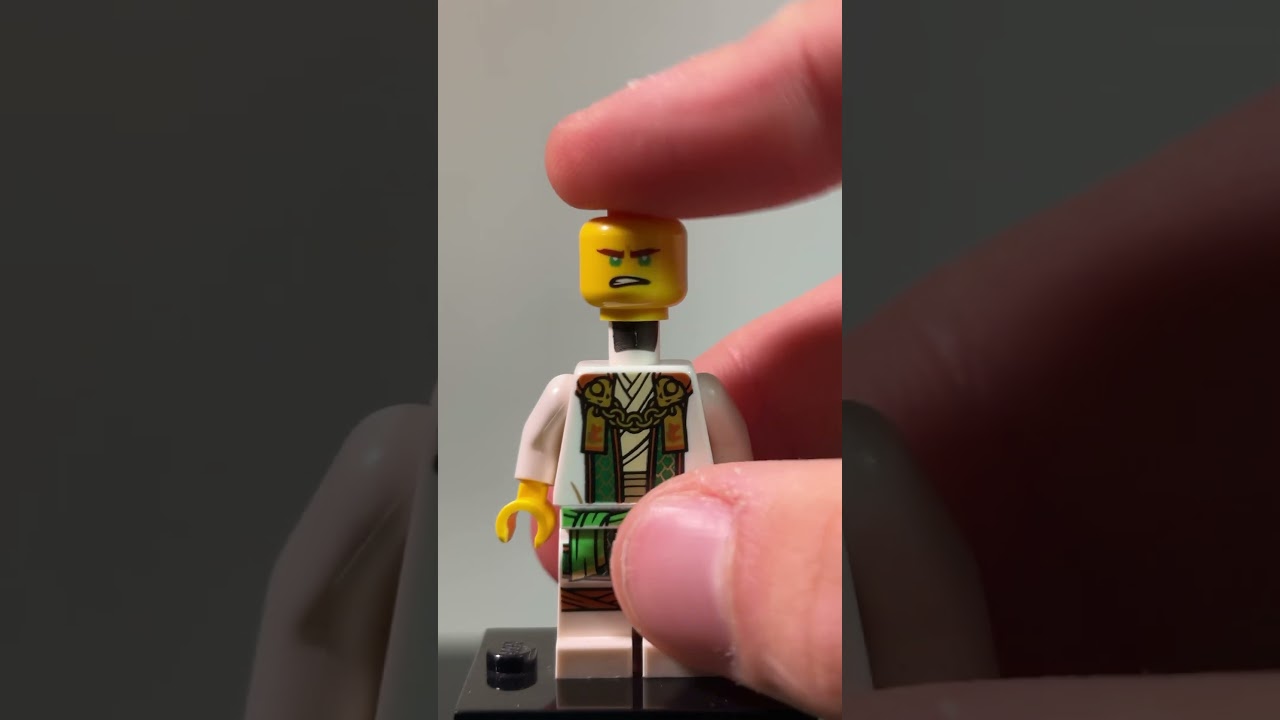 Master Lloyd!!! Lego Ninjago!