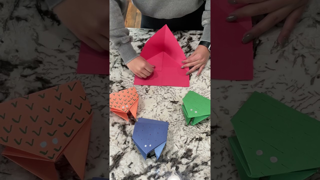 Demonstration Speech : How to make an origami frog!