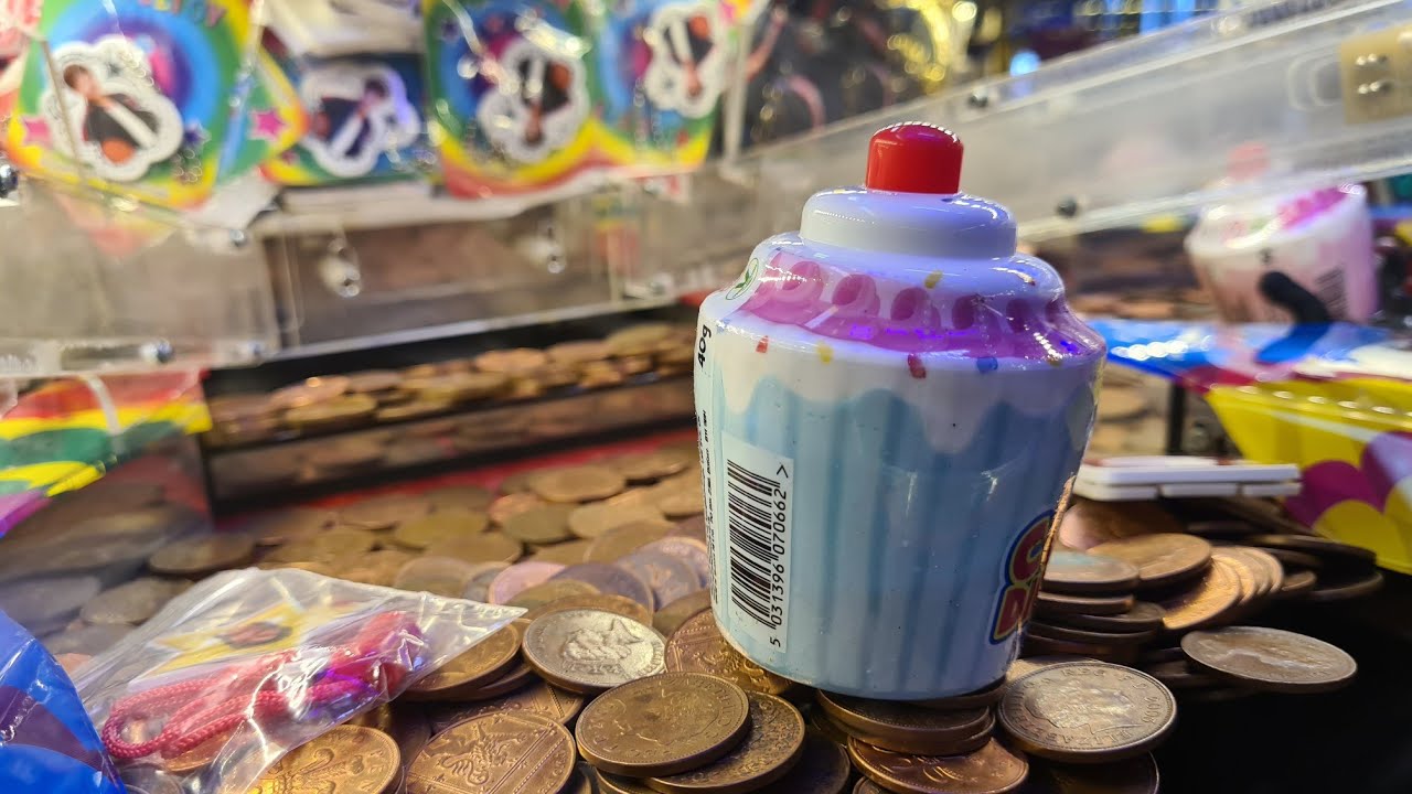 2p dip n lick win 2p pushers at Premier amusements bridlington