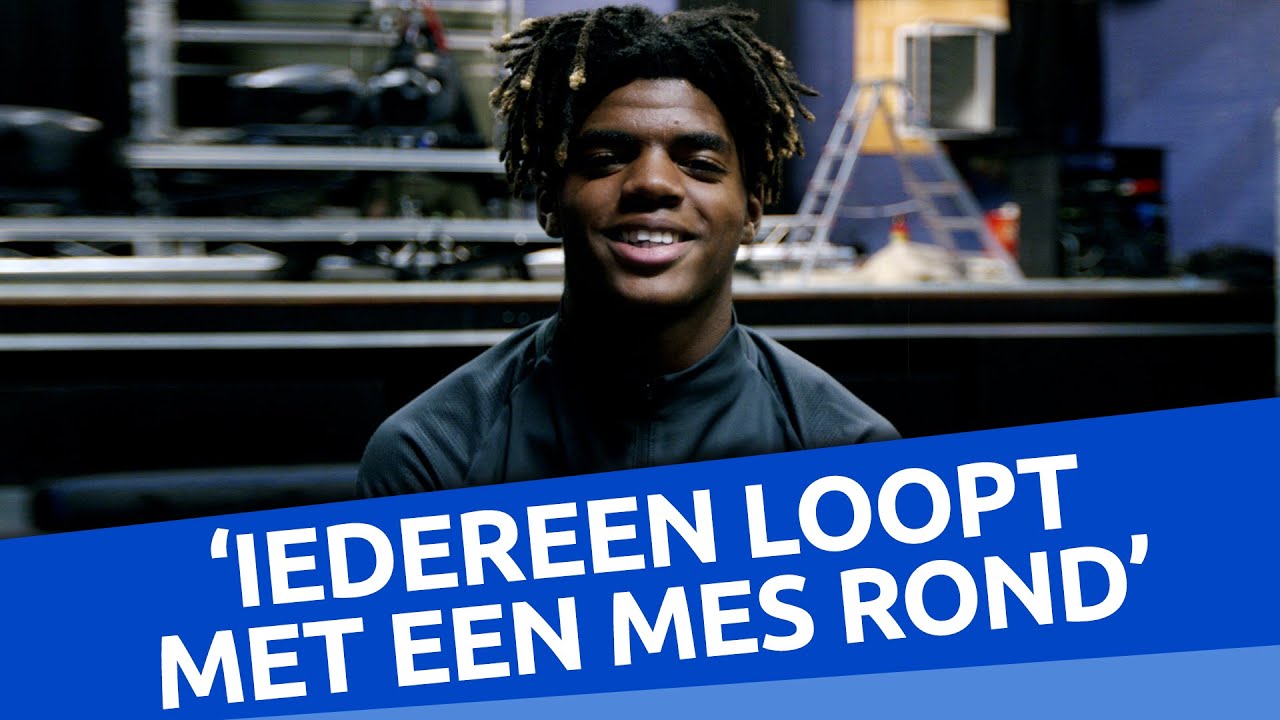 'IEDEREEN LOOPT MET EEN MES ROND' || Digitaal Plein Katwijk