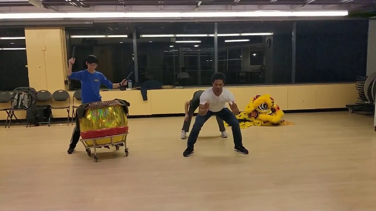 Beginning Short Bow (Outside Lion)