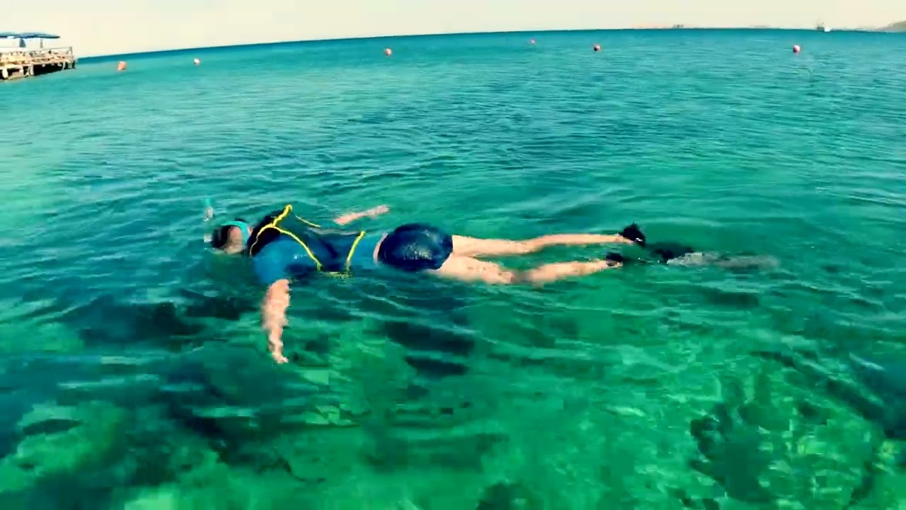 Stay Safe and Snorkel On: The Best Inflatable Snorkel Vest for Your Underwater Adventure from Khroom