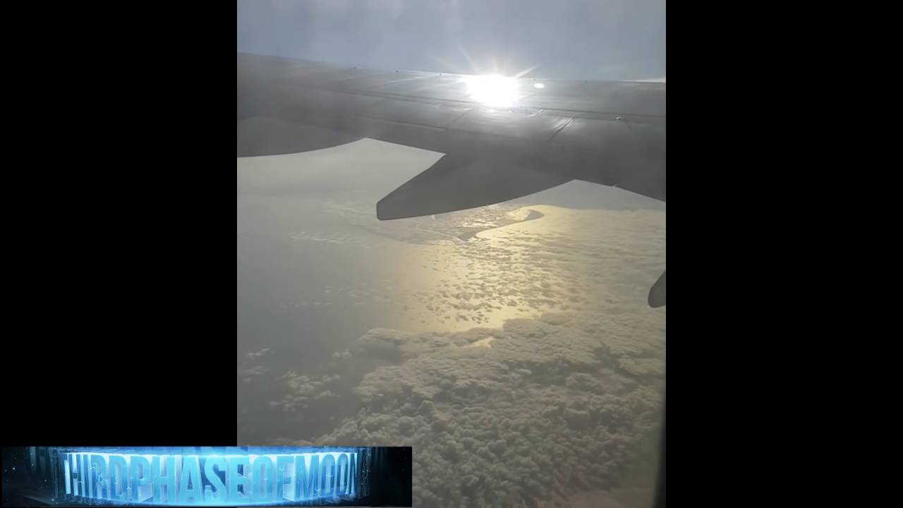 2016 MAJOR UFO COVER UP!! NASA BUSTED AGAIN! UFO STALKS ISS !  AIRLINER SHOCKER