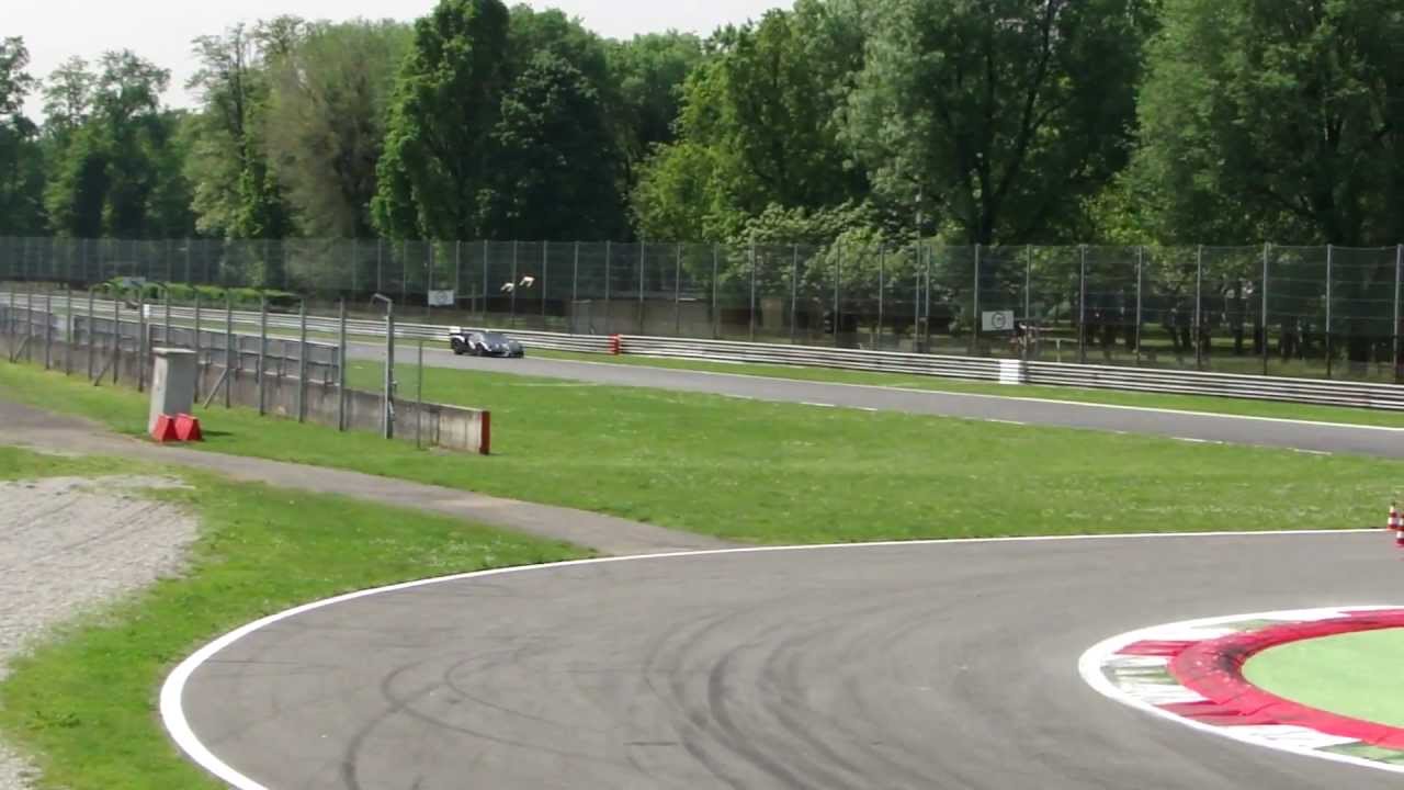 Ferrari corse clienti - FXX- 599XX - 599XX EVO - Monza 09 Maggio 2012