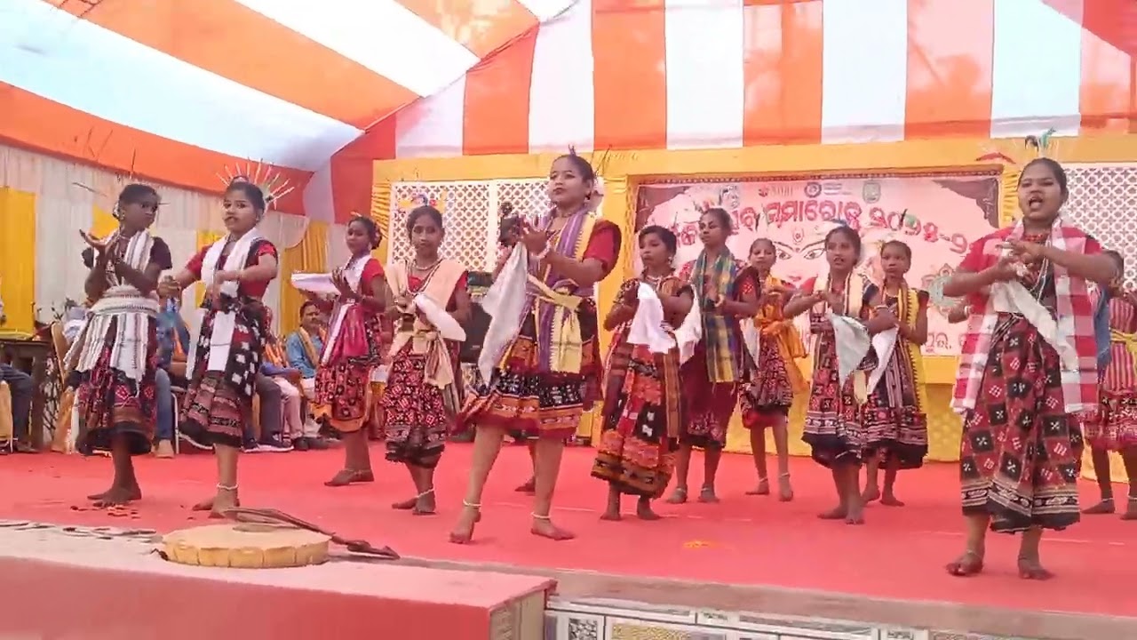 ଆମେ ସମ୍ବଲପୁରୀଆ ଫୁଲ ରେ..... Sambalpuri dance by students of PM SHRI Bhargabi #pmshrischool #trending