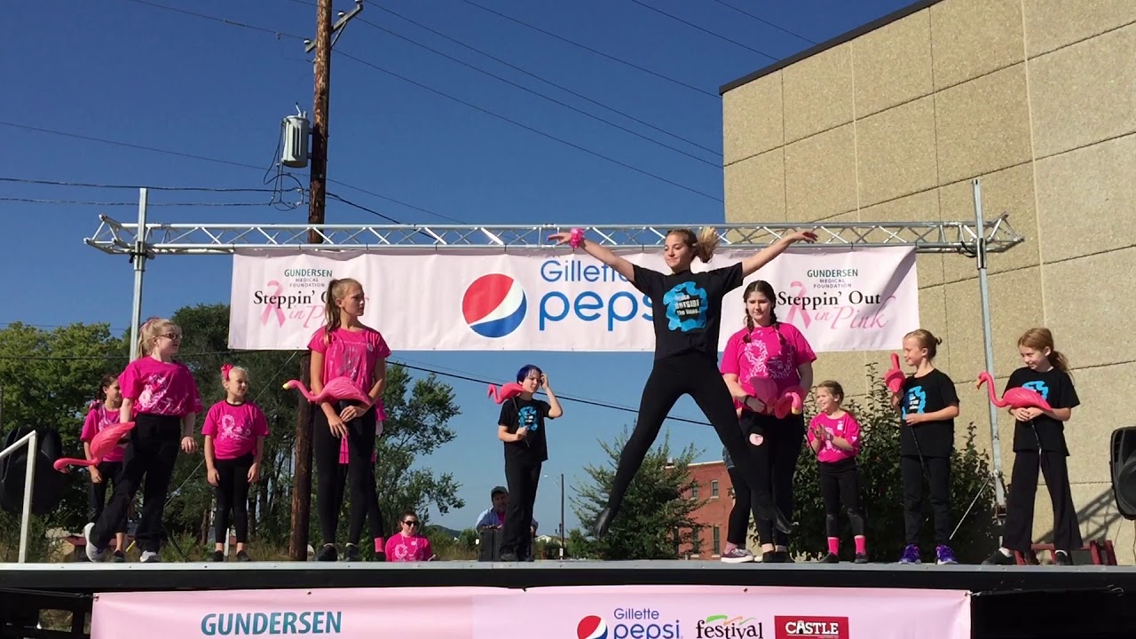 2017 10 10 Benji in Alice in Wonderland Part 2 🩰✨ | Concerts and Performances