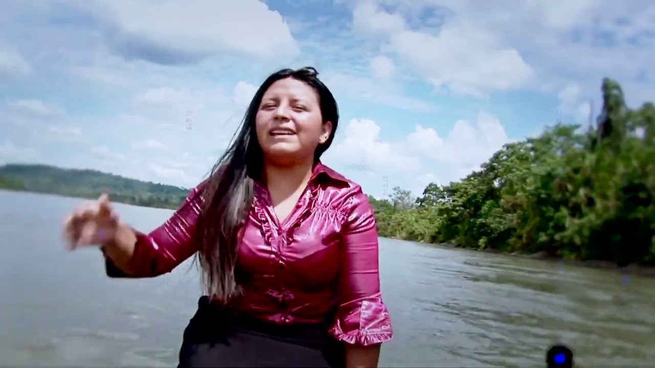 Salmista Elsa Guacho Ñuca Cuyaj jatun Dioslla (versión Original)