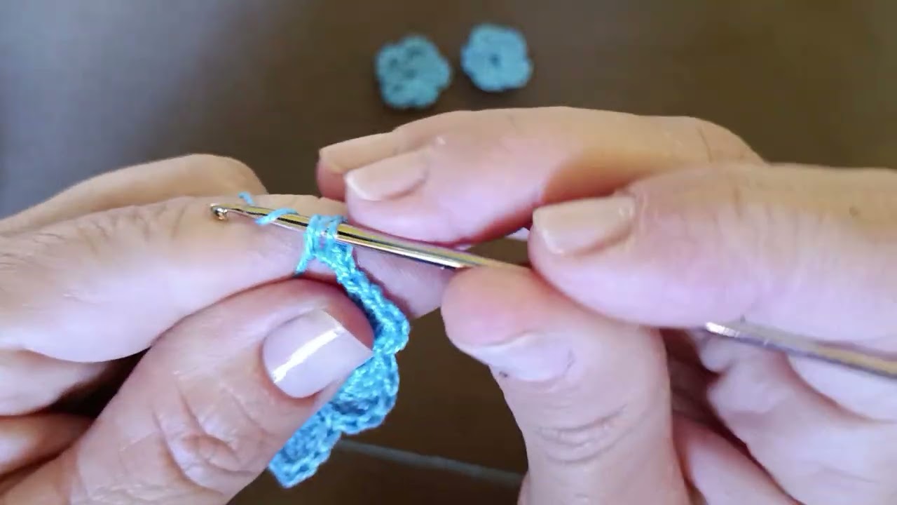 Mini flor de crochê para aplique, super fácil e rápido de fazer 