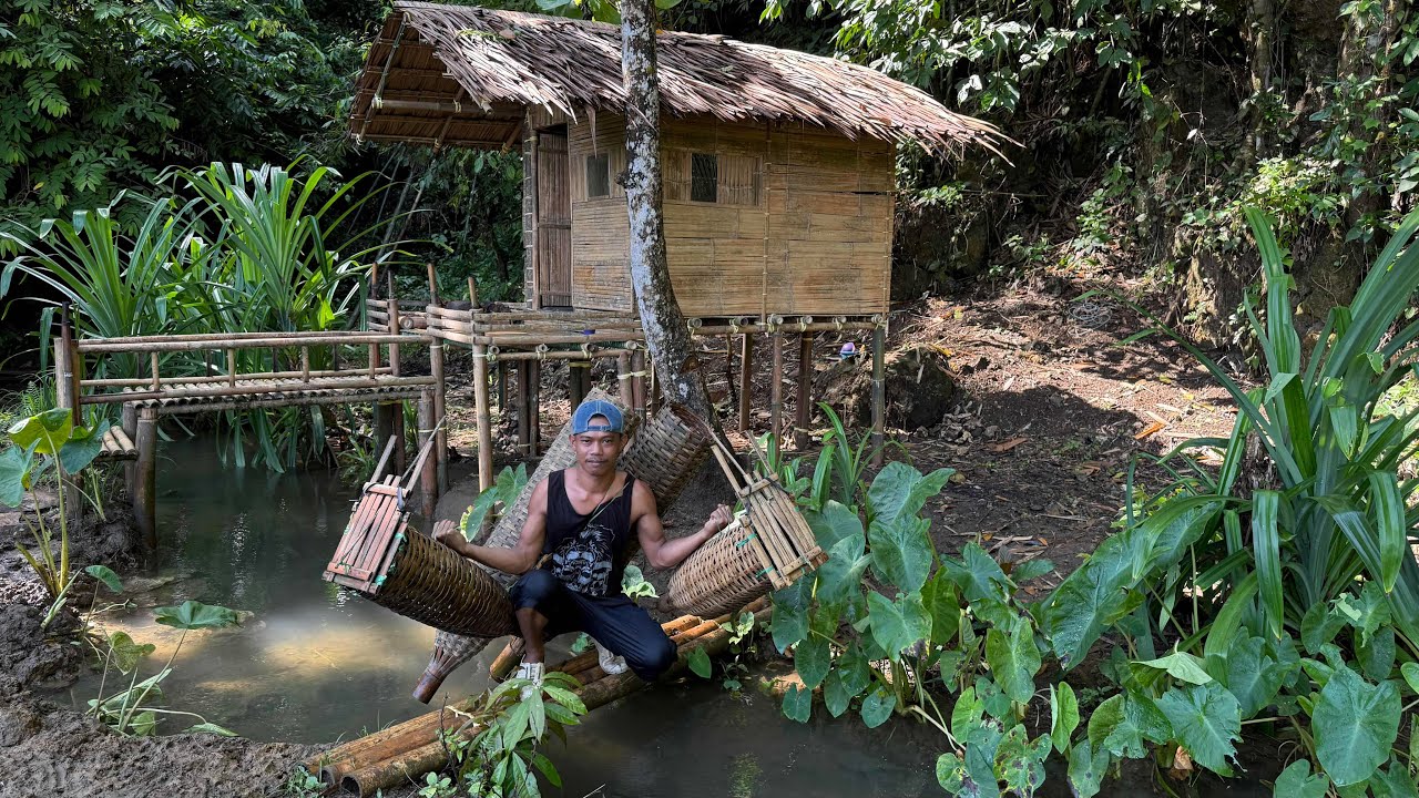 2 Hari Berpetualang dan membuat perangkap ikan lele gunung. 