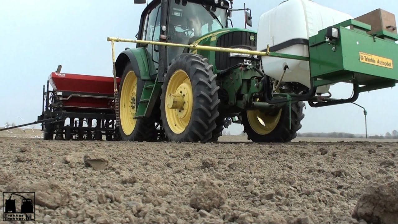 Planting red onions with a John Deere 6320 with Warrens Delta planter! + Tractor Wheely