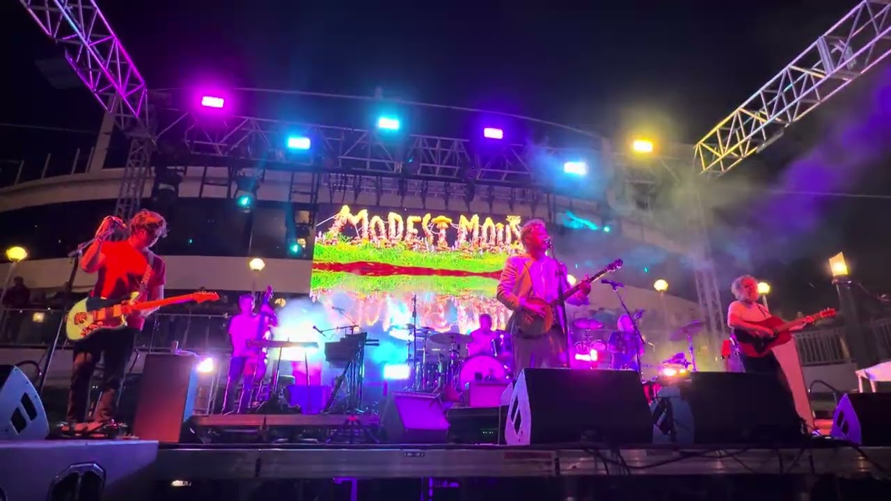 Modest Mouse - Bukowski live on Ice Cream Floats - 2/6/26