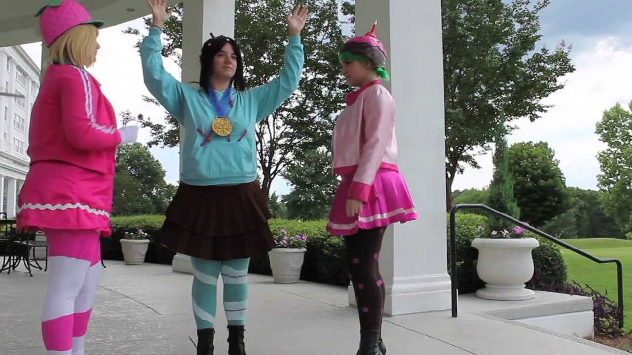 Wreck-It-Ralph Cosplay Music Video