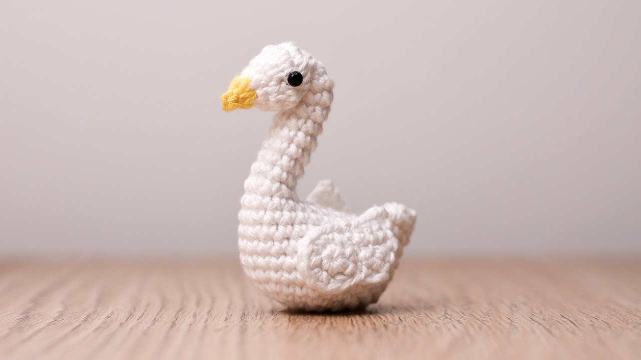 Amigurumi | como hacer un cisne en crochet | Bibi Crochet