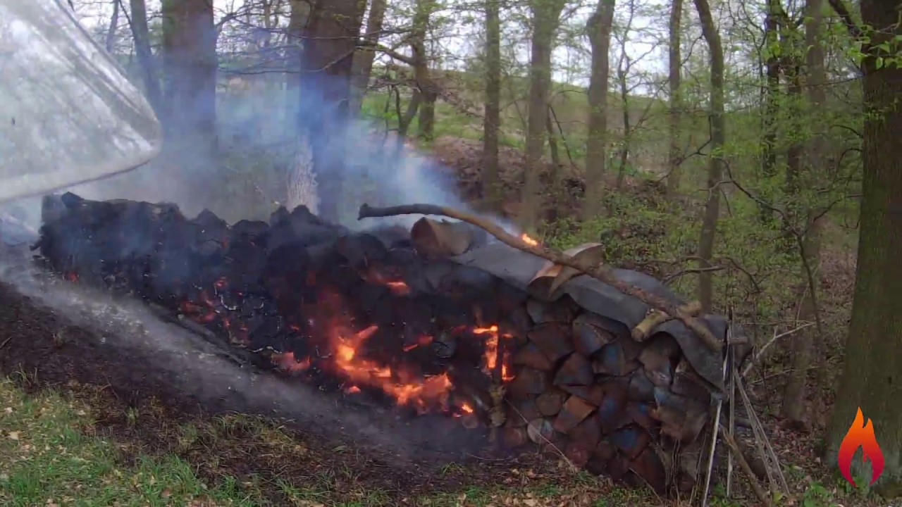 Brand Holzstapel Westhausen am 12.04.2017