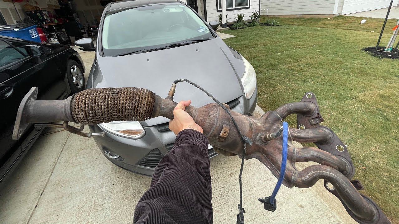 How to change catalytic converter on 2014 Ford Focus SE!