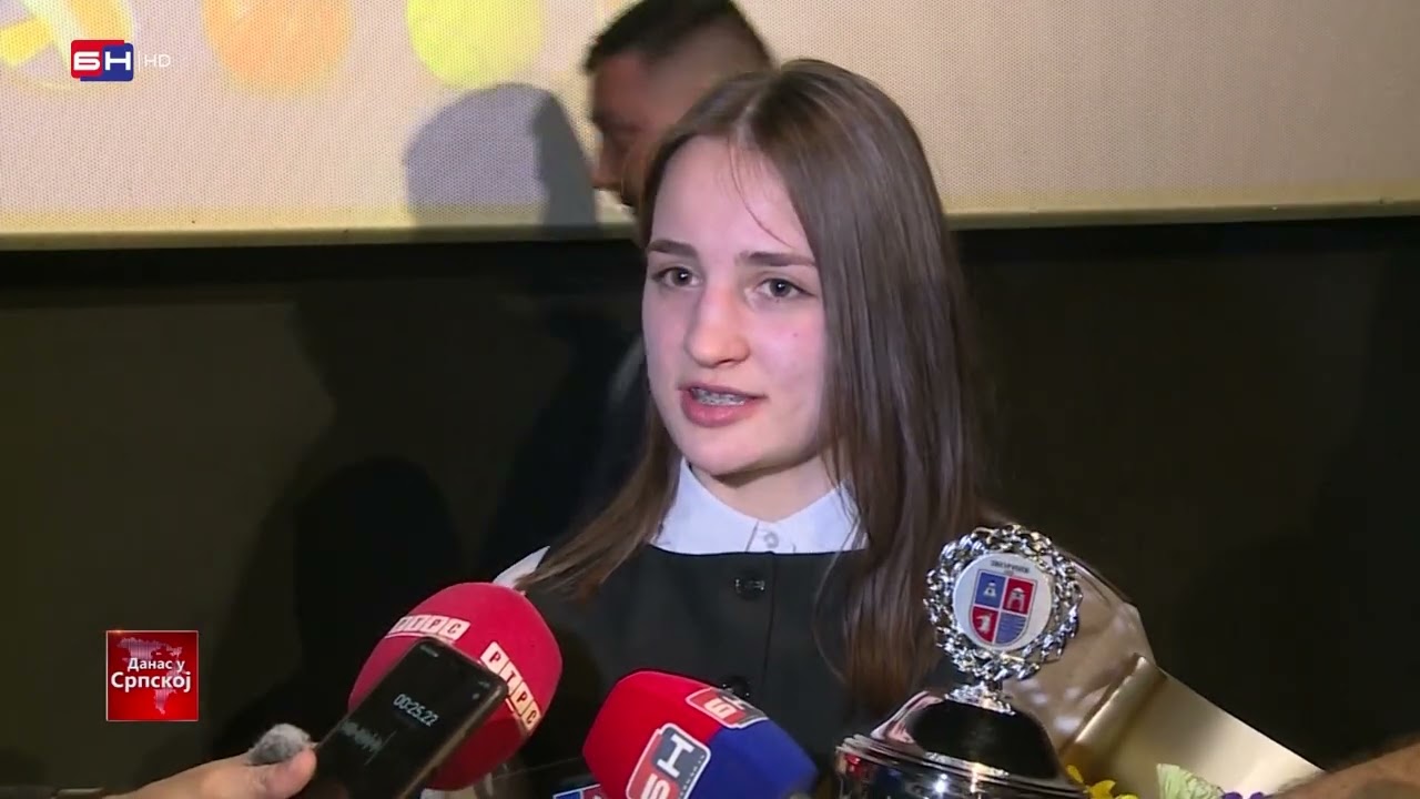 Sportske nagrade Grada Zvornika ove godine pripale su Bojanu Matiću i Nikolini Jasikovac