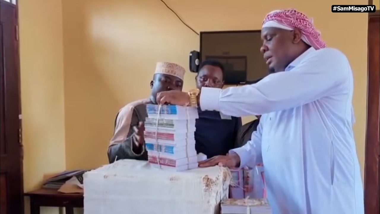 Babalevo arejea Kigoma kwa kishindo na kuanza zoezi la kupita kugawa Sanda na Juzuu kila Kata
