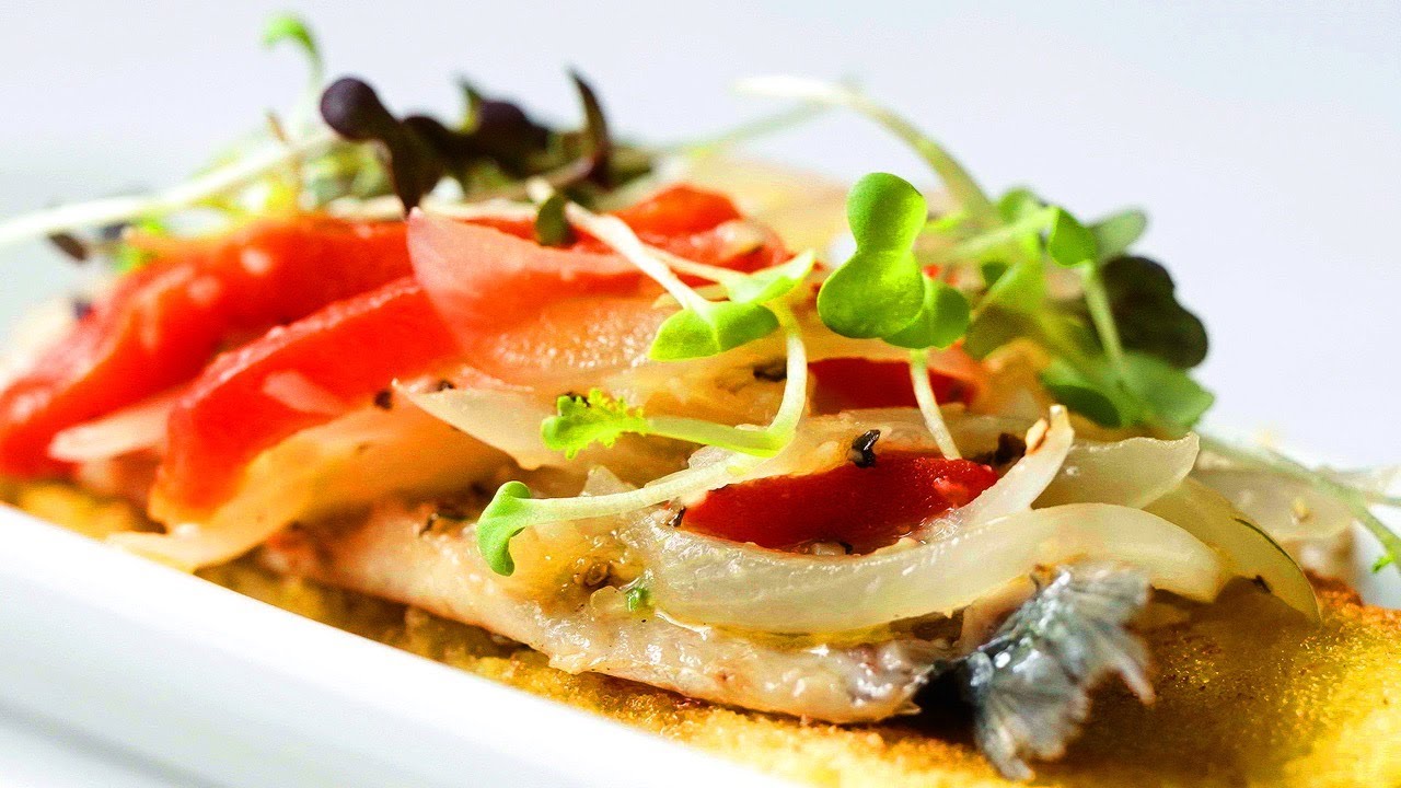 Sardinha com Pão de Milho e Molho de Escabeche | Prato da Casa