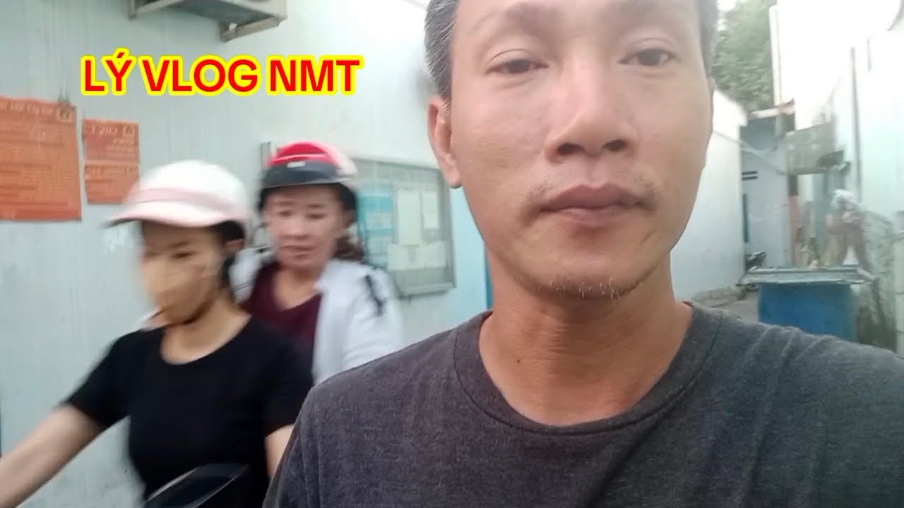 Clip Ngắn Mùng 6 Tết | Lý Vlog NMT Gặp Anh Nhà Trọ Vui Tính 