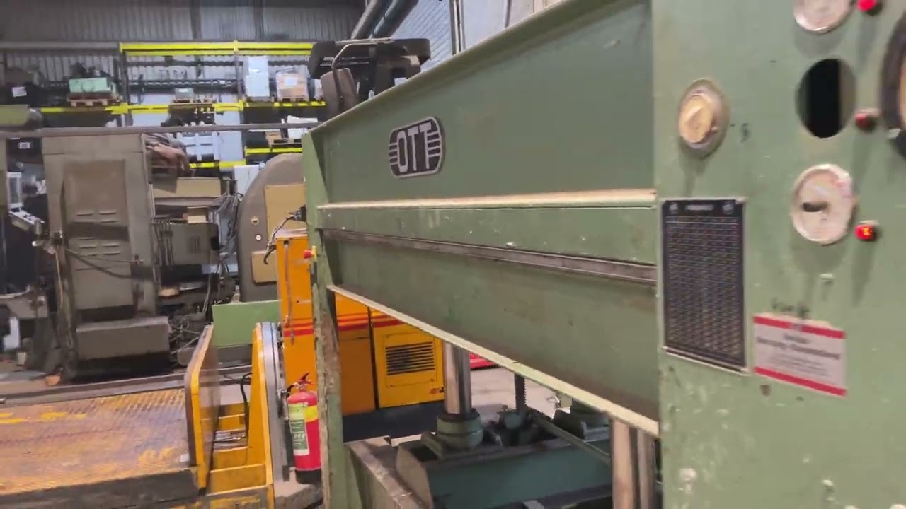 HOU 1407 Veneer press door press Hot 2500x1350, electrical heated OTT