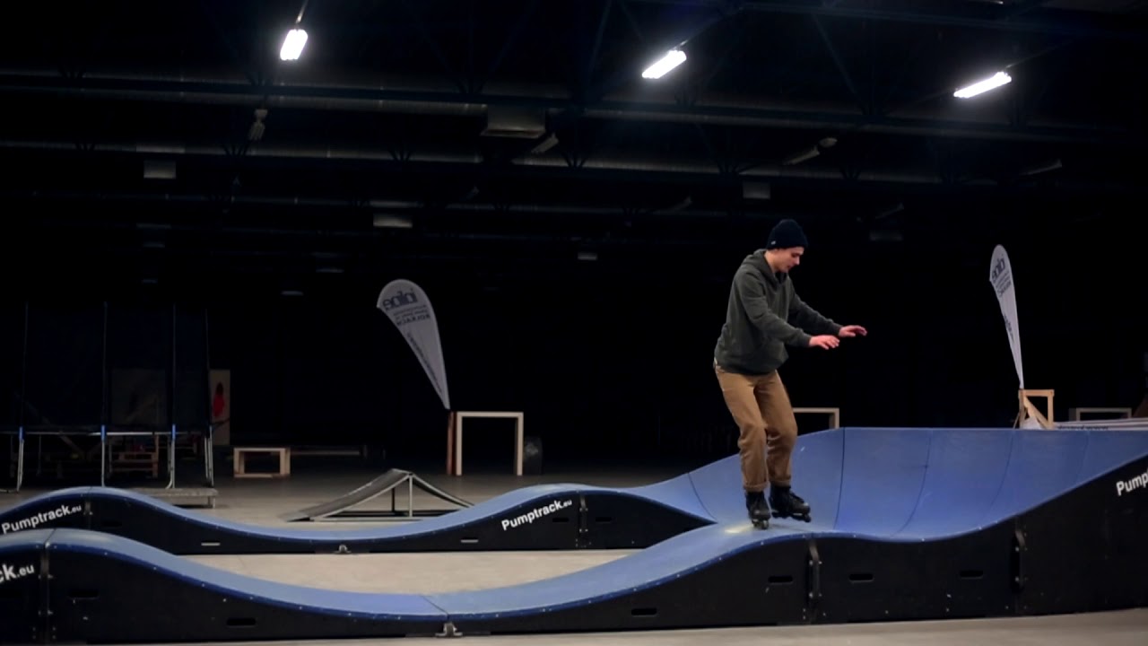 How to ride a pumptrack on rollerblades - Pumptrack.eu
