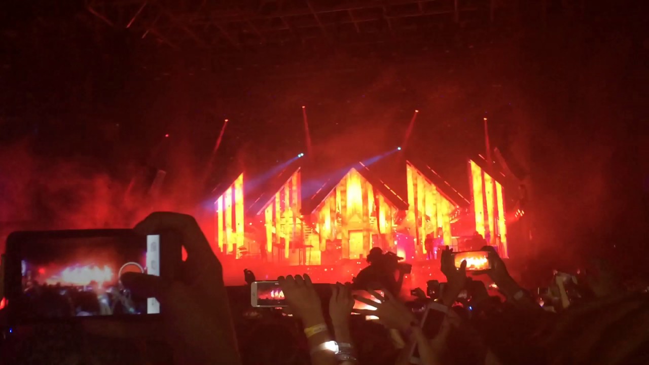 Justin Bieber - No Sense + Hold Tight + No pressure Live são paulo 02/04