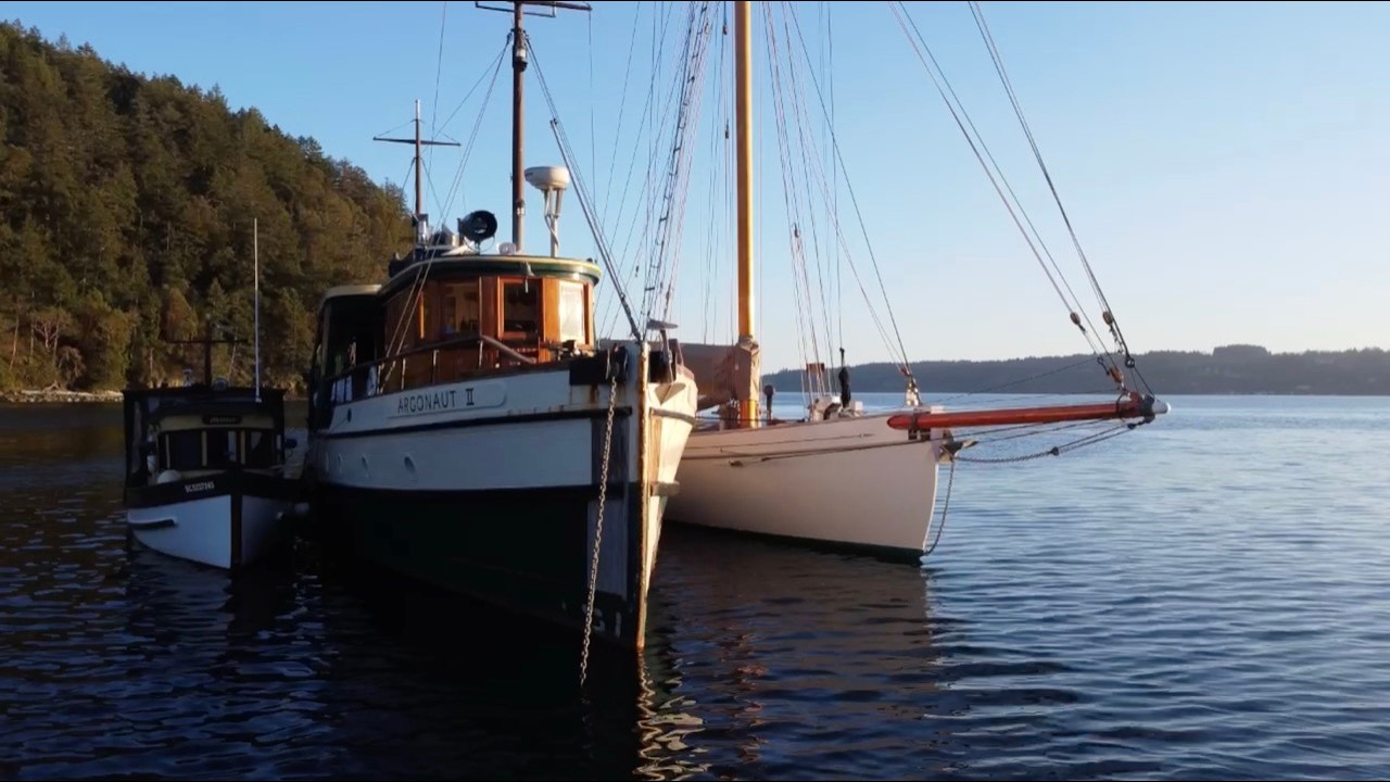 EP18 - Winter Cruise Mission to Canada to Pick Up a Boat and Quick Tally Ho Reunion
