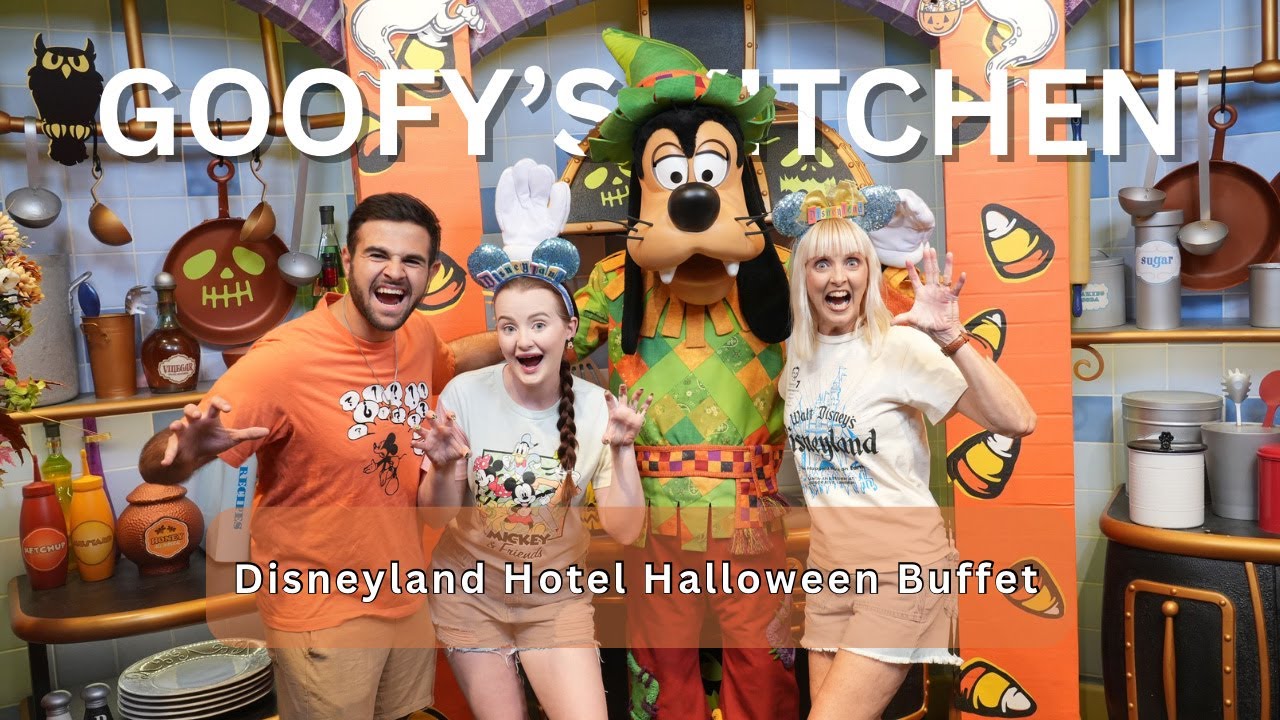 Goofy's Kitchen Halloween Buffet at Disneyland | Fall Food & Character Dining