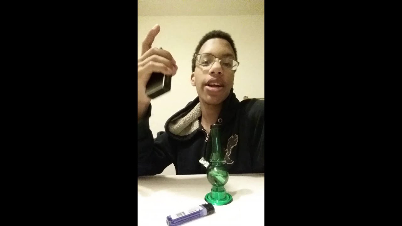 Smoking some tropical kush !