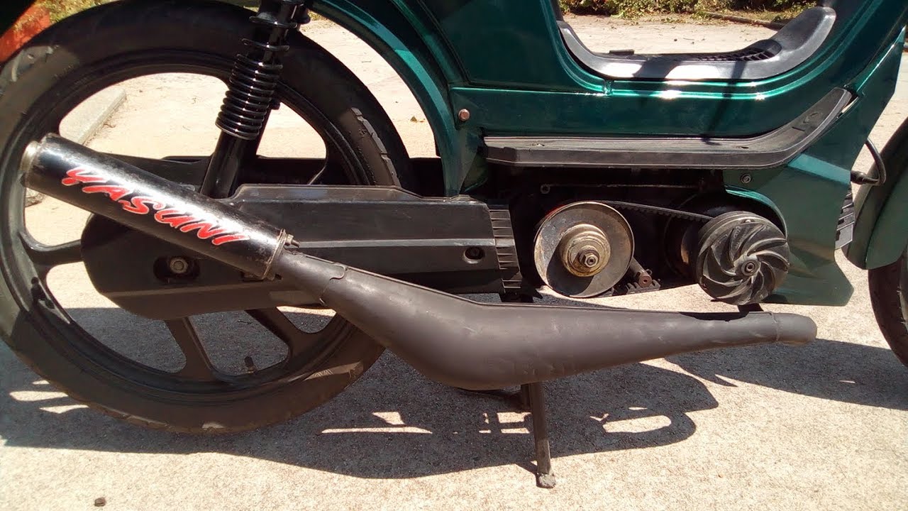 Derbi Variant / Reparación y montaje escape Yasuni / Repair and assembly exhaust pipe Yasuni