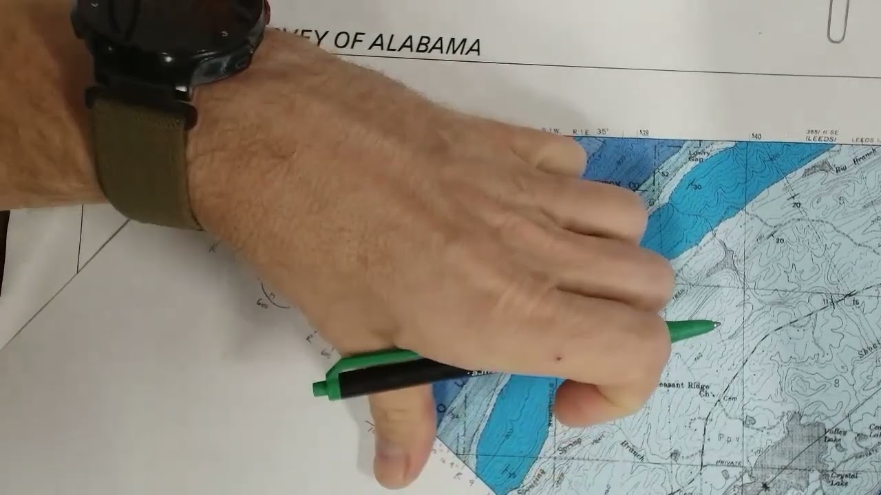 Drawing geologic cross sections