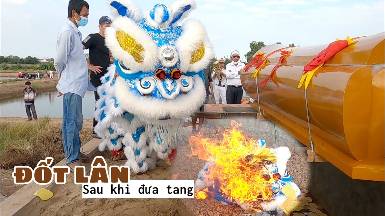 ĐỐT LÂN tiển đưa cụ bà NGUYỄN THỊ KHUYÊN (Lai Hòa - Sóc Trăng) về nơi an nghỉ cuối cùng