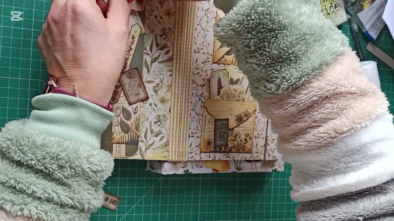 Decoración de la portada del junk journal 