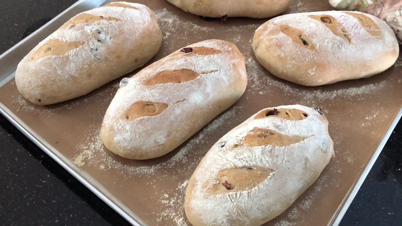 Cranberry Walnut Bread | Natural Yeast Bread | 蔓越莓核桃软欧包｜天然酵母面包