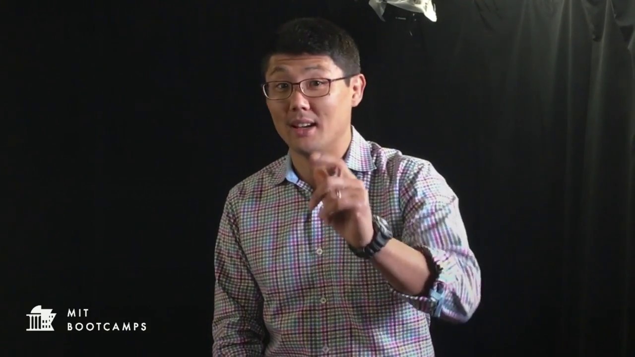 Erdin Beshimov congratulates students of Entrepreneurship 101 in the Philippines