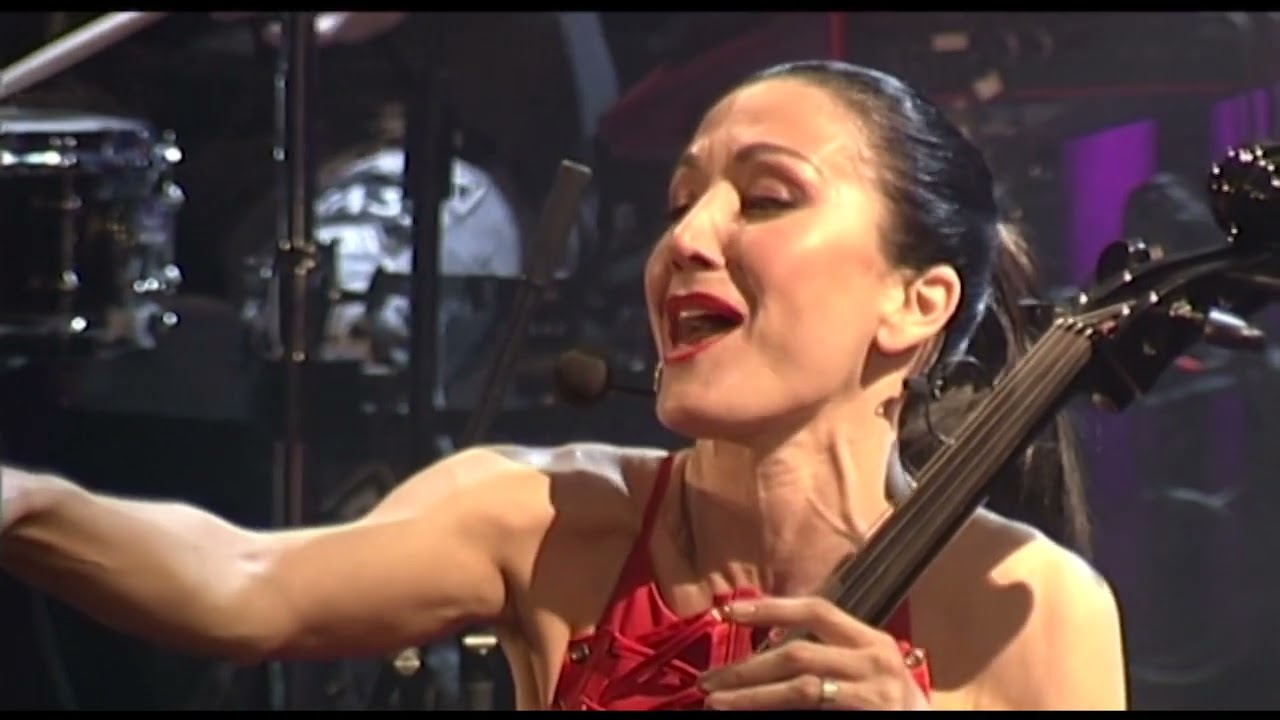 Ana Rucner - Strah od ljubavi