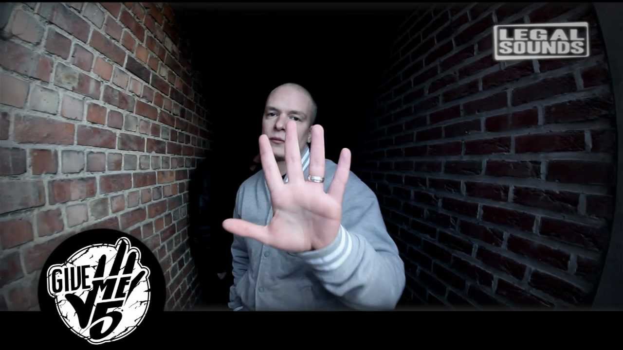 Scylla,Furax,10Vers,Hexaler,Oncle Tom,Sentin'L,M.Atom,Sendo+Guest freestyle pour Give me 5 Prod.