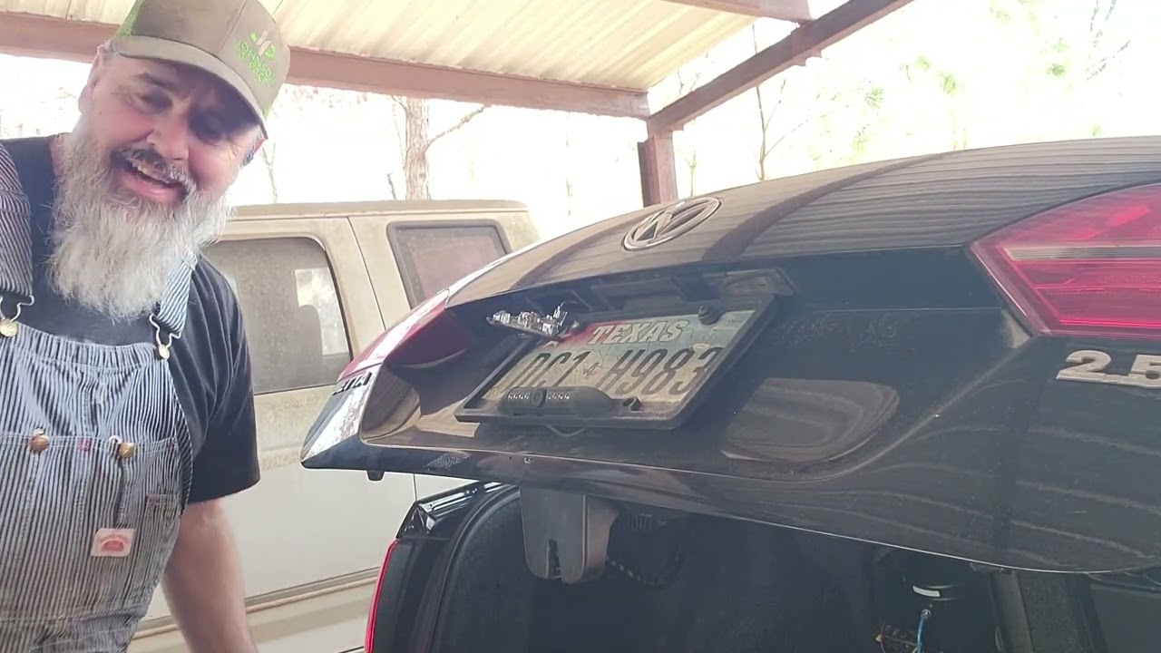 Подсветка номерного знака VW JETTA