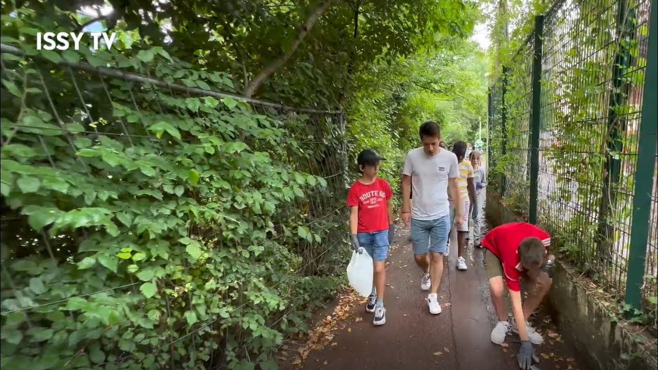 Clean walk : un atelier éco-citoyen avec les élèves du collège Victor Hugo