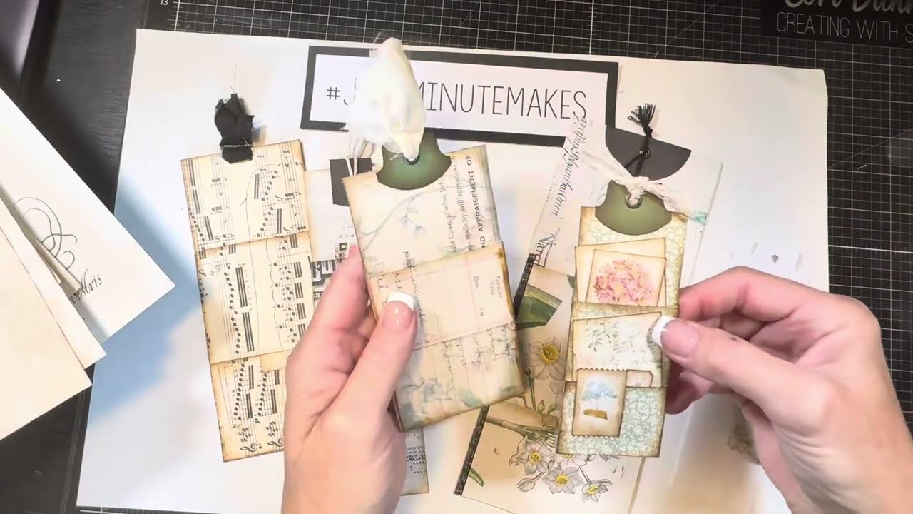 #JJ10MinuteMakes: double sided bookmark pockets (from 14 minutes until 25 minutes)