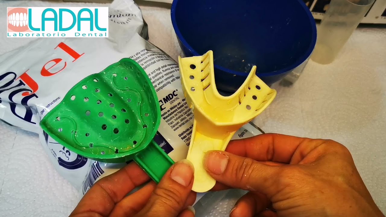 Manejo del  Alginato y Yeso tipo IV en modelo edéntulo superior