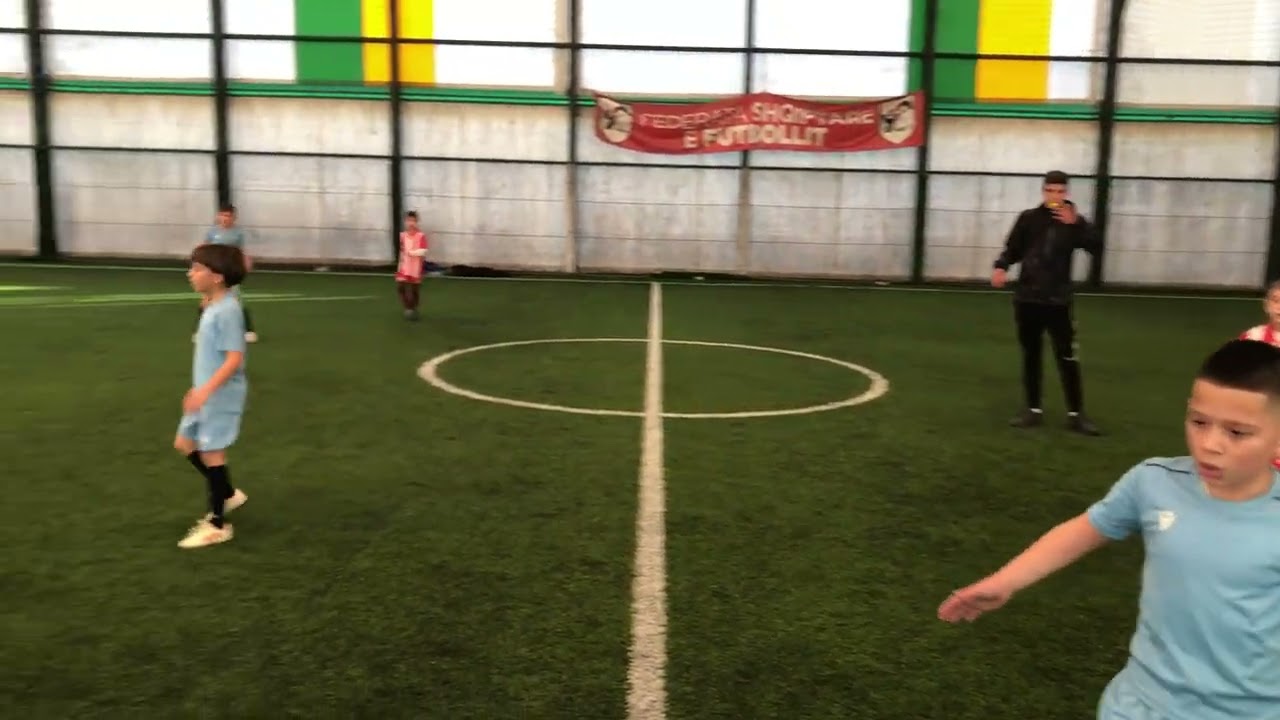Bluja vs Kuqes 5-4