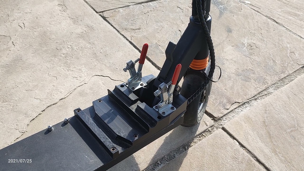 adaptación patinete a silla de ruedas