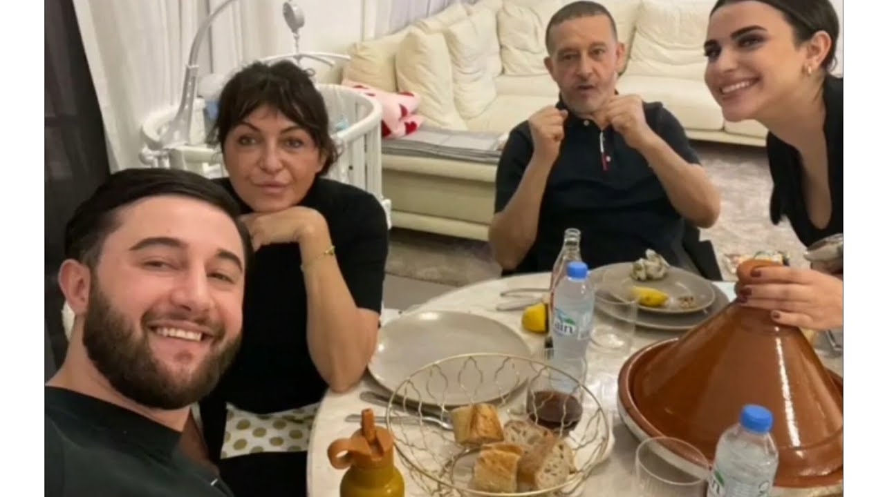 Tarek Benattia heureux et fier de recevoir ses parents à dîner ❤️🤲👨‍👩‍👧‍👦