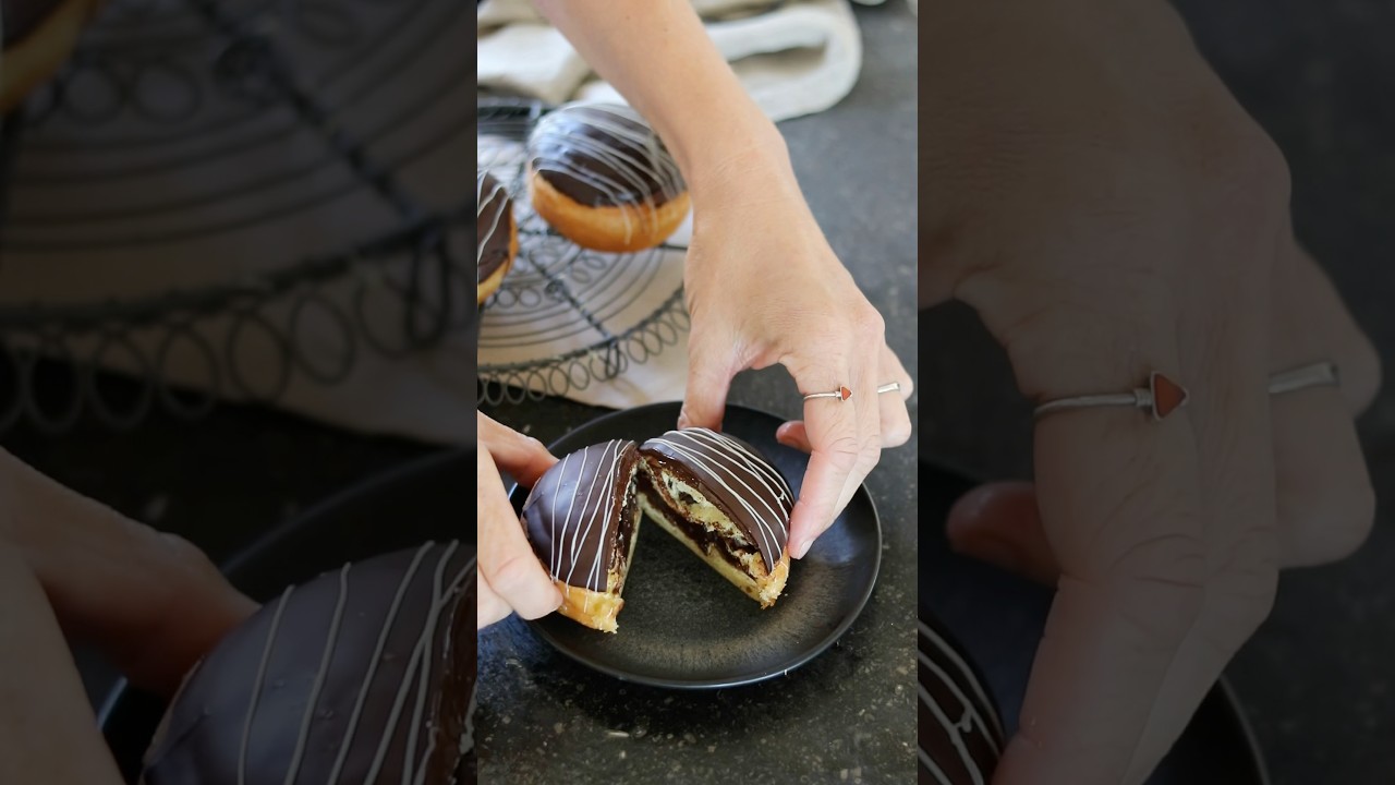 Schoko-Krapfen / Chocolate Donuts