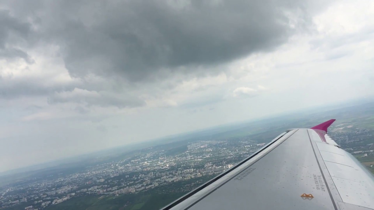Chisinau KIV takeoff - Wizz Air A320